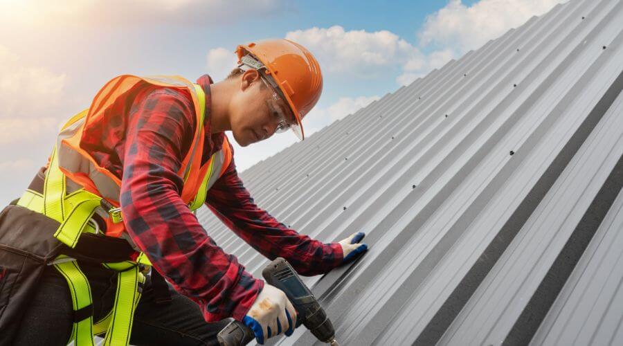 Professional Emergency Roof Repairs services in Hazleton, IN